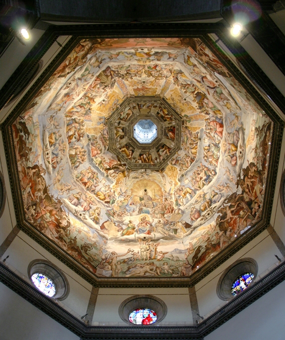 Fresken im Innern der Kuppel